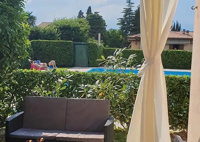 Incanto - Pools E Garden
