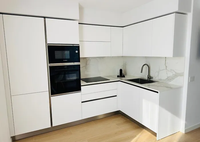 Incanto - Pools E Garden