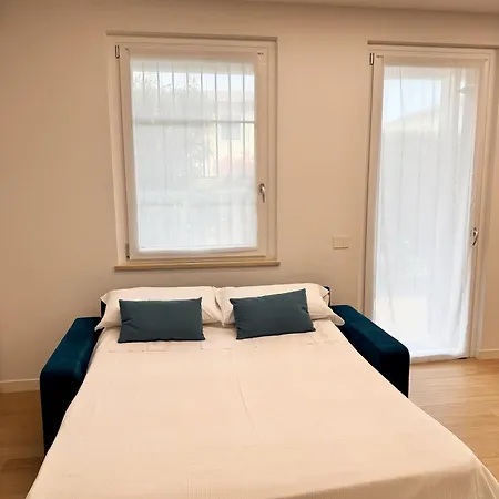 Incanto - Pools E Garden Лацизе